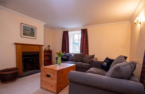 Kemnay House | Traditional & Homely 2BD Cottage in Kemnay