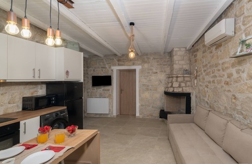 Agios Mamas Resort | Treasure Of Herbs Complex