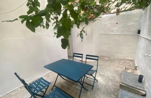 Omonia Apartment | TT Luxury Homes I Aria - Chic Classic with Rooftop Terrace