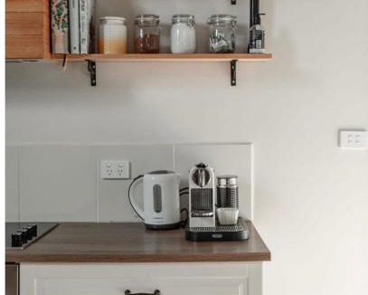 North Lilydale House | Tumbledown Barnhouse