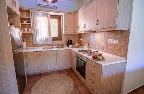 Agia Paraskevi Apartment | Two Bedroom luxury apartment