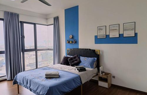 Seri Kembangan Apartment | TypeD-Amerin-5Bedroom-10pax-Pool-C180-UPM-KL
