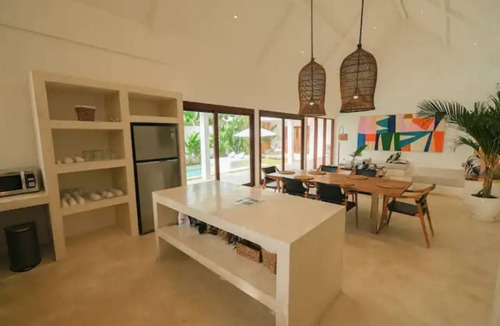 Sayan Villa | Ubud Luxury 2-Bedroom Villa with Private Pool and BBQ - Serene Escape!