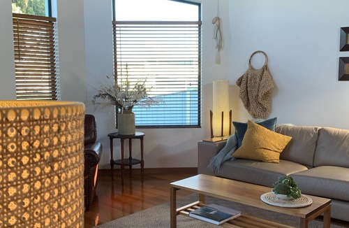 Ulverstone House | Ulverstone Boutique Accommodation Coast 2 Canyon.