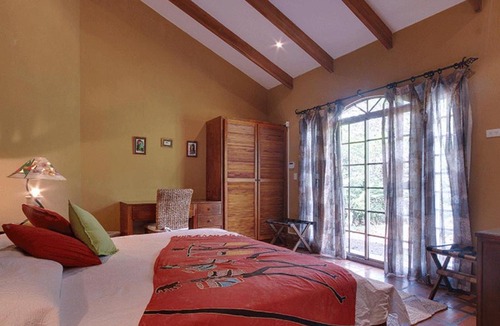 Coyolar House | Unique 5 Architectural Homes, Pool & Wi-Fi