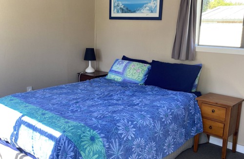 Mahia Cabin | Unique Bach in a quiet setting