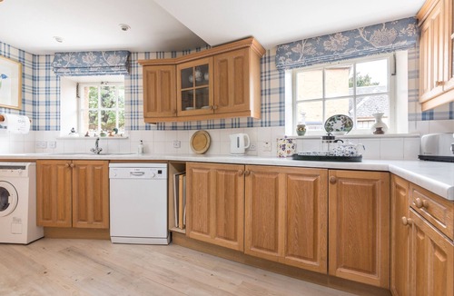 Inveresk House | Unique cosy cottage with stunning gardens & private front door