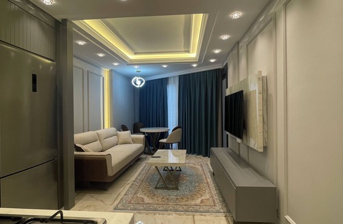Zeytinburnu Apartment | Unique Design Studio next to Istanbul Fisekhane & Marmaray Metro Station