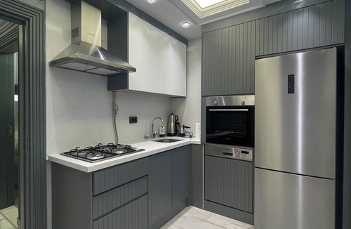 Zeytinburnu Apartment | Unique Design Studio next to Istanbul Fisekhane & Marmaray Metro Station