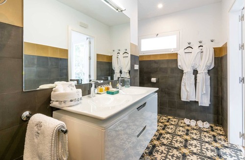 Elia Villa | Unique Mykonos Villa | Villa Elegant | 1 Bedroom | Private Pool & Astounding Sea Views | Elia Beach