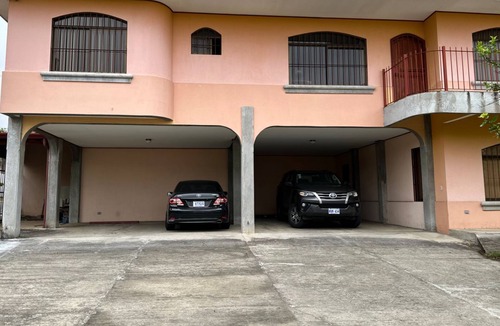 San Pedro Apartment | University of Costa Rica-2 bedrooms-Family