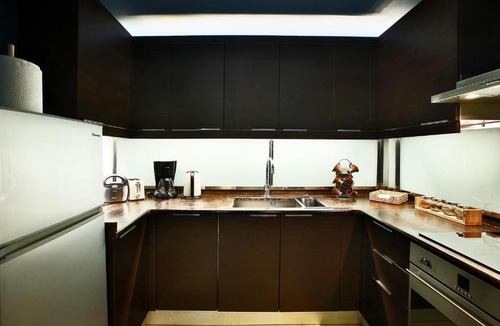 Kerameikos Apartment | Upscale Studio With Amazing Lush Terrace