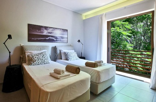 Kerameikos Apartment | Upscale Studio With Amazing Lush Terrace