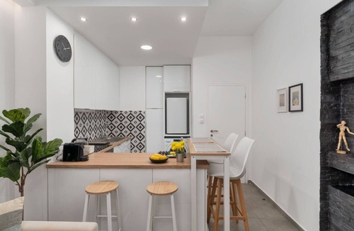 Kinosargous Apartment | Urban Nest · Design Studio · Athens Center