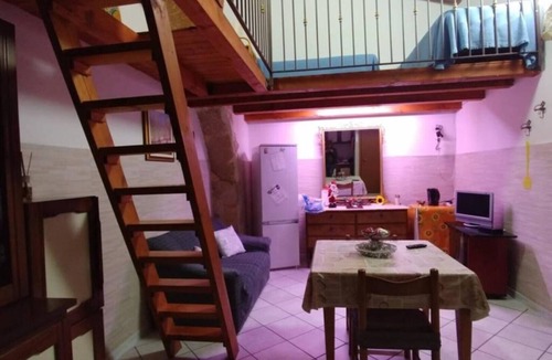 Carlentini House | Vacation home, between Catania and Syracuse, loft in open space
