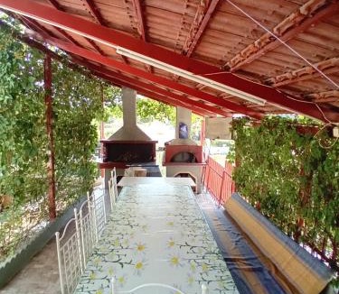 Tanagra House | Vasiliki