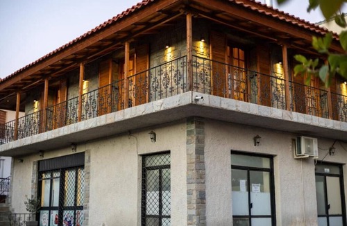 Kalambaka Villa | Vasilikis Stone House