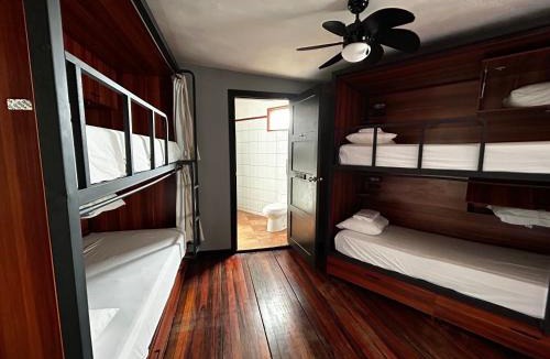 Amon Hotel | Viajero San José Hostel