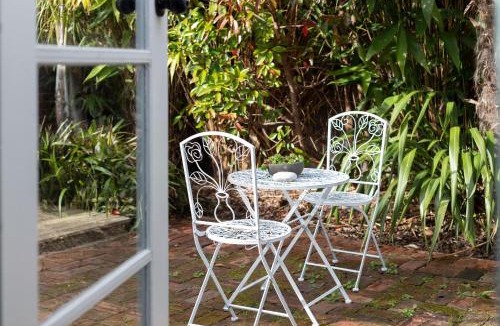 Ulverstone House | Victoria Cottage