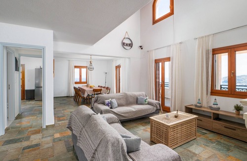 Agia Pelagia Villa | View, Privacy & Comfort - Cretan Villa