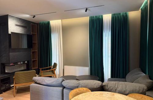 Korce Villa | Vila 76 Belvedere