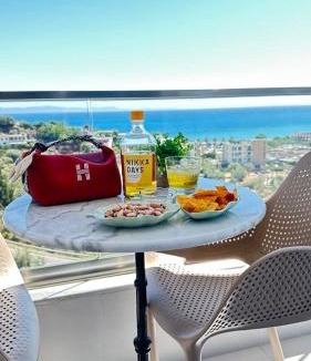 Qeparo House | Vila Alexandros