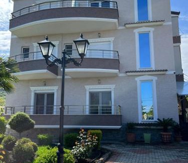 Tushemisht House | Vila Gregor
