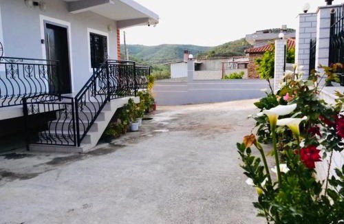 Berat Villa | VILA Moreja