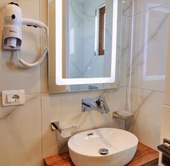 Ksamil Hotel | Vila Shpetimi