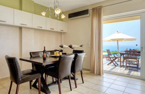 Lakithra Villa | Villa ∙ 4 bedrooms ∙ 9 guests