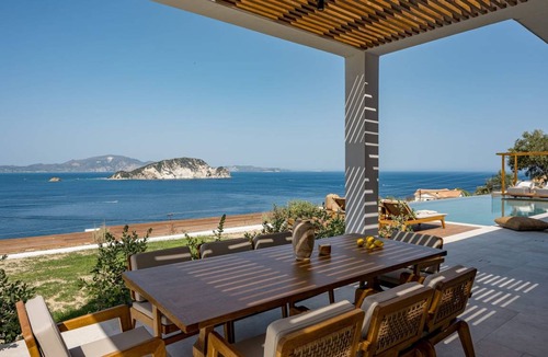 Marathias Villa | Villa ∙ 4 bedrooms ∙ 9 guests