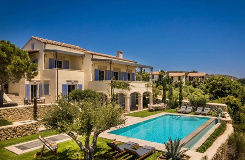 Eleios-Pronnoi Villa | Villa ∙ 5 bedrooms ∙ 8 guests