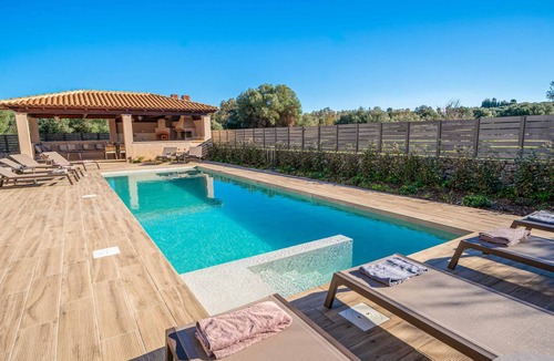 Thiramonas Villa | Villa ∙ 5 bedrooms ∙ 10 guests