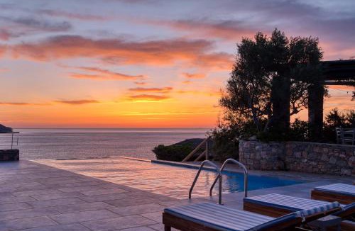 Agios Nikolaos Town Villa | Villa Aiolos Glaros - Seafront Retreat near Agios Nikolaos