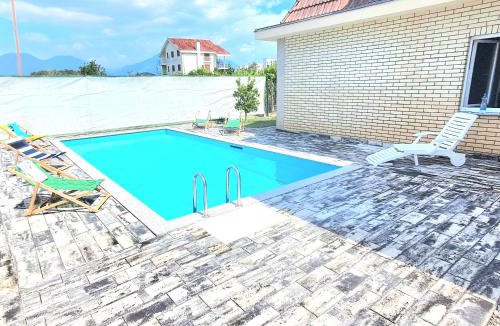 Kamez Villa | Villa Alpine