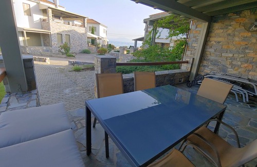 Ano Lechonia Villa | Villa Ambrosia, Beach house, Platanidia, Pelion II