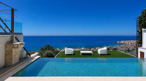 Cefalu Villa | Villa AmOr