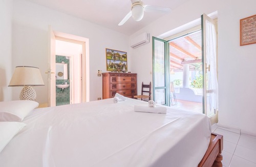 Vulcanello Villa | Villa 'Anna Maria' with Sea View, Private Terrace and Wi-Fi