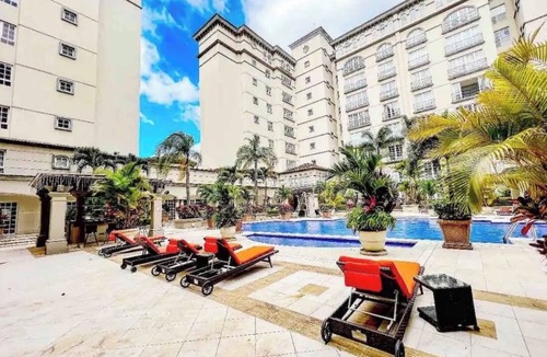 Escazu Apartment | “Villa Armonía: Tu Refugio de Lujo y Confort”