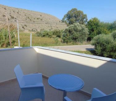 Georgioupolis House | Villa Campos- Less than 5-Min Walk to Kalivaki Beach