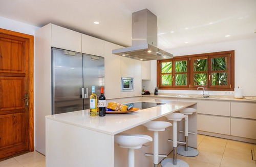 Puerto de Pollensa Villa | Villa "Can Toni" with Mountain View, Private Pool & Wi-Fi