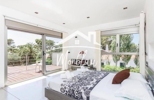 Son Carrio Villa | Villa "Colom" with Private Pool, 2 Private Terraces & Wi-Fi