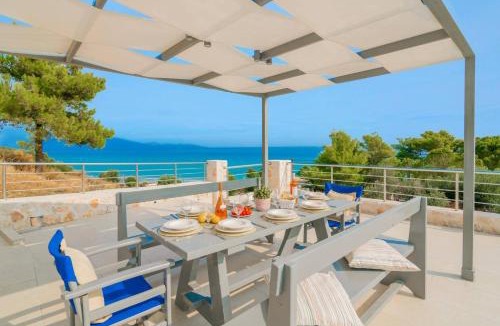 Alonia Villa | Villa Delphini by Villa Plus