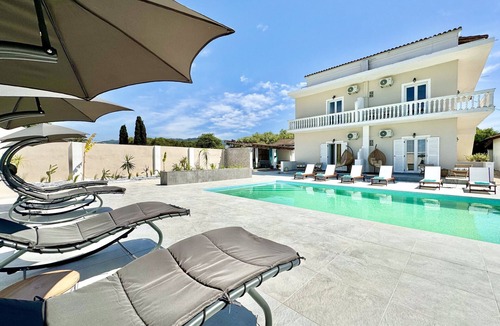 Roda Villa | Villa Doma with private pool
