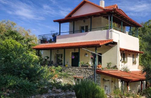 Kefalochori Apartment | Villa Dorothy 360 -Mountain Escape in Polydrosos