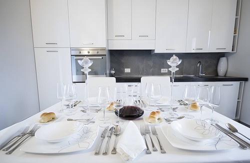 Rovittello Villa | Villa 'Eden' with Mountain View, Wi-Fi and Air Conditioning