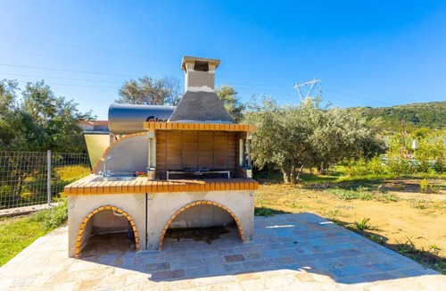 Kateleios Villa | Villa Ersi - Three Bedroom Villa, Sleeps 8