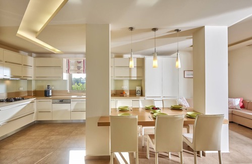 Heraklion Villa | Villa EverGreen | private pool , beautiful garden , Right in the middle of Crete