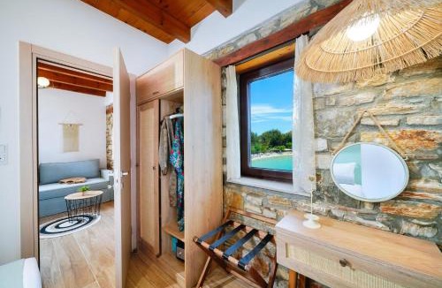 Aliki Apartment | Villa Evilion