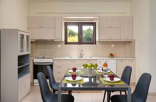 Pyrgos Psilonerou Villa | Villa Flora - Pýrgos Psilonérou ,Crete